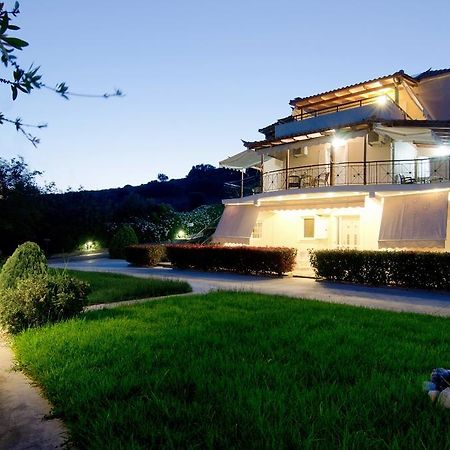 Thea Studios ฟีนีคุนตา ภายนอก รูปภาพ